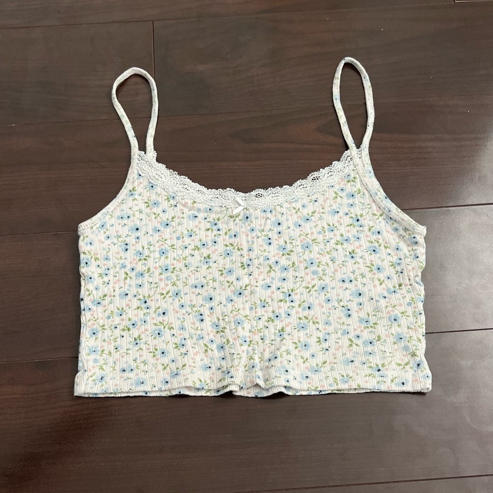 Brandy Melville laci cami top